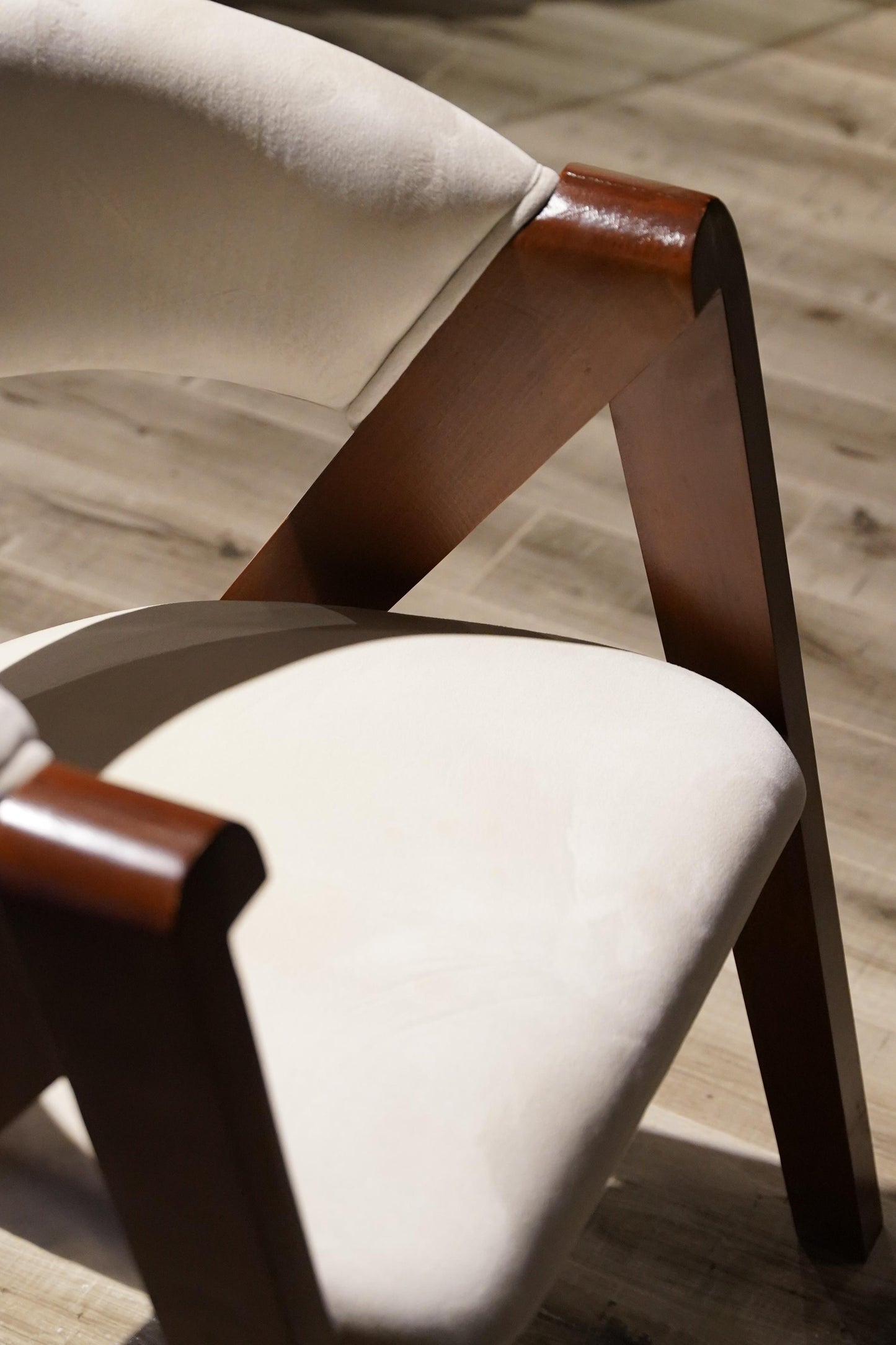 Curved Back Dining Chair