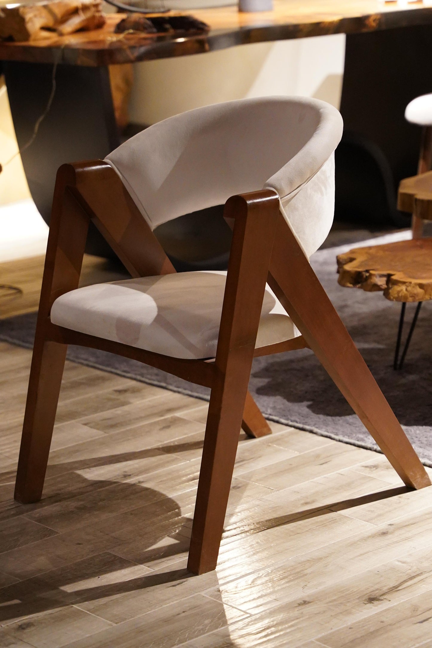 Curved Back Dining Chair